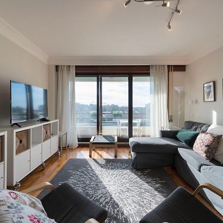 Lovelystay - Charming 3Br Flat W/ Free Parking In Devesas Vila Nova de Gaia Exteriör bild